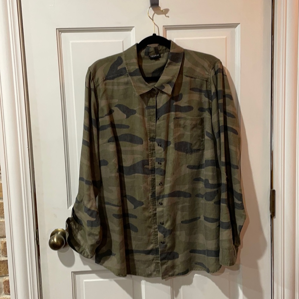 Camo bottom down